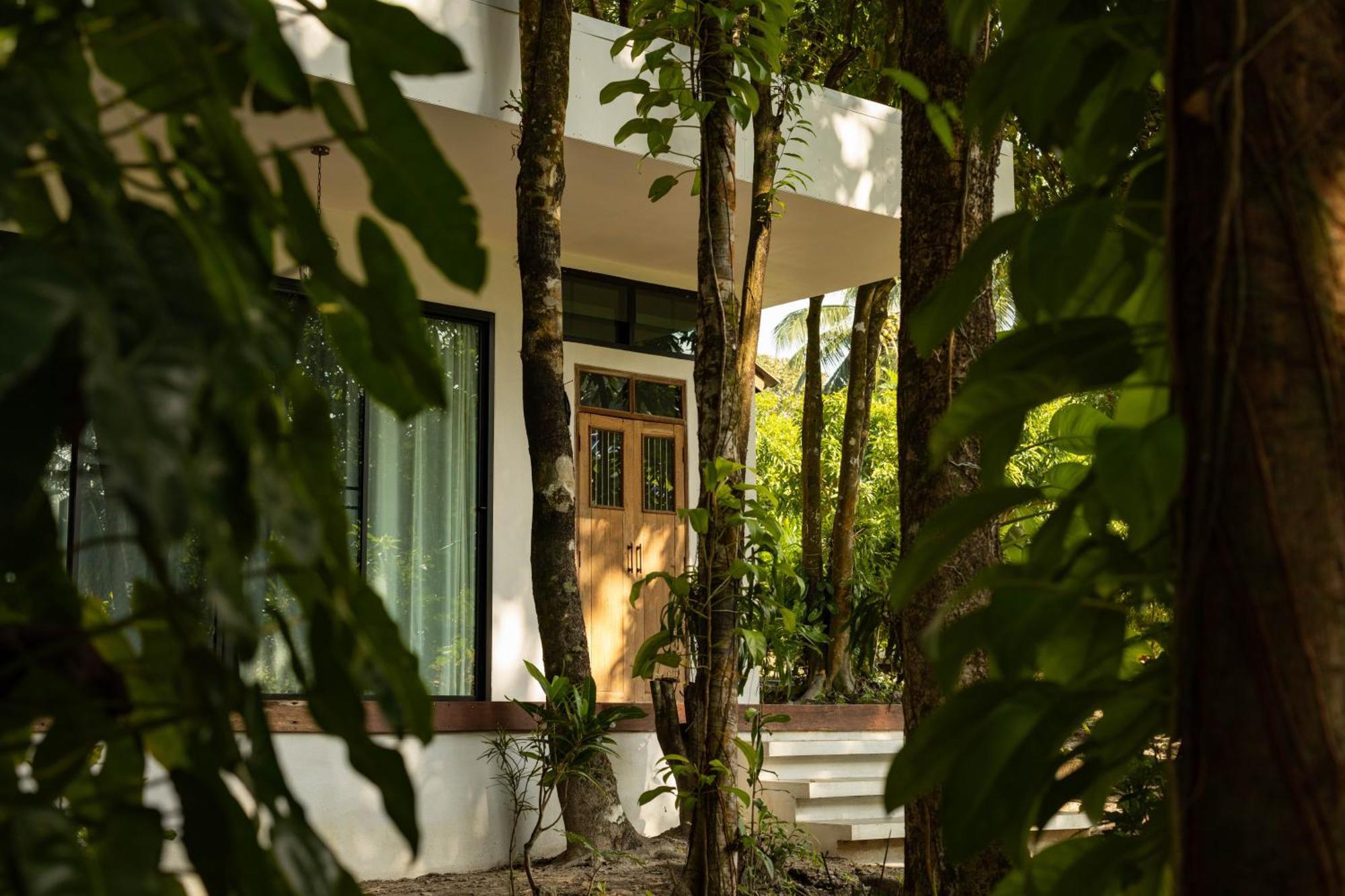 Barefoot Project Formerly Baan Klong Kleng Koh Phayam Esterno foto